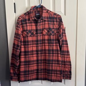 Men’s size small Patagonia brand flannel shirt.
